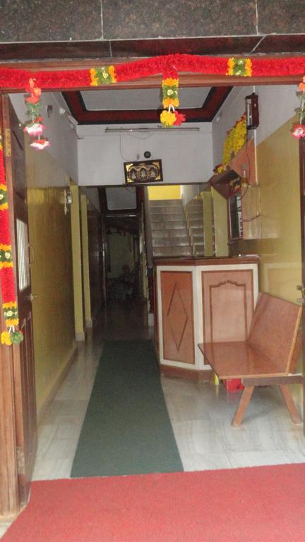 Hotel Naga Palace à Gokarna  Extérieur photo
