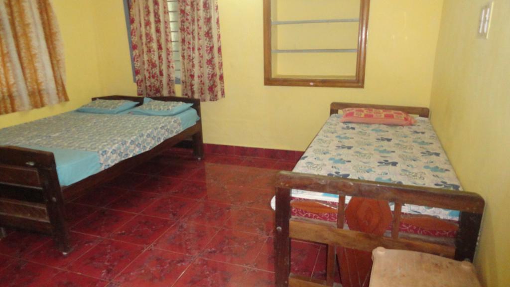 Hotel Naga Palace à Gokarna  Extérieur photo